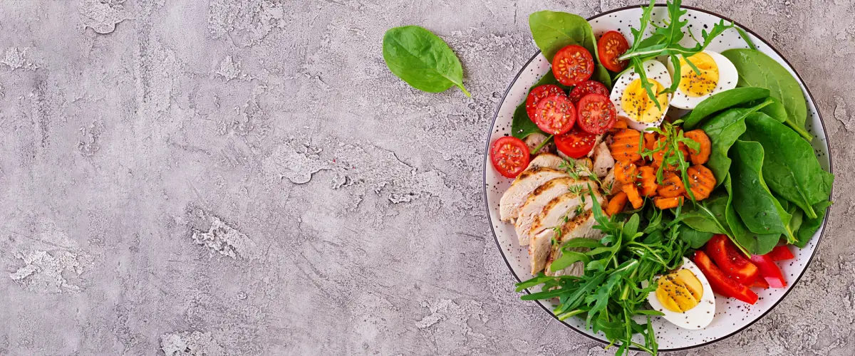 Healthy keto meal with fresh vegetables and protein