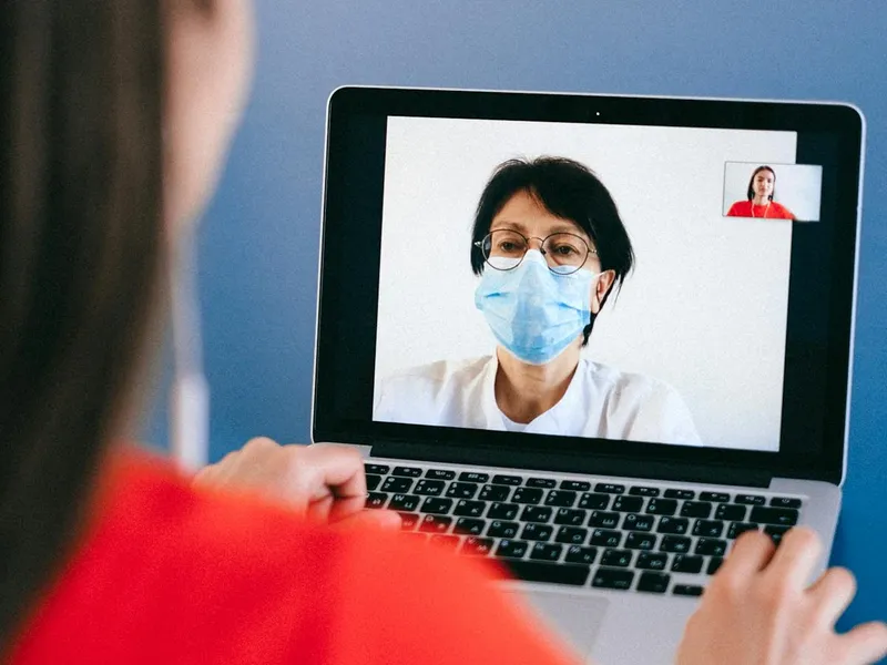 Video call consultation with a dietitian